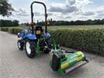 New Holland Boomer 25 met klepelmaaier