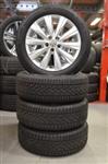 Volkswagen Polo 16; Velgen Org. + All Seasonbanden
