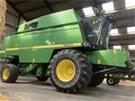 John Deere 2264.