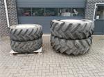 Set Wielen voor oa. Ford 7810  620/75 R34   480/65 R28