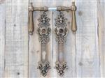 Set deurbeslag: antiek- deurplaten zeer decoratief met engelen - klinken met messing grepen.