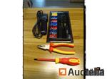 Elektrische tester, elektricienset met tang, tang en elektriciensschroevendraaier