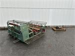Compact Bruno 160 R4 transplanter voor 4 rijen voor perskluitjes