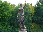Groot beeld van Vrouwe Justitia, brons-look, heel mooi!