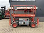 Skyjack SJ 6832RT Schaarhoogwerker / Scissor / Arbeitsbuhne 2015 4X4 Kubota Diesel 12M Werkhoogte