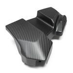 Dit betreft een BMW G87 M2 G80 G81 M3 G82 G83 M4 Carbon accu afdekking kap