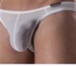  jong gebleven man mist de intieme warmte