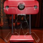 nieuwe bondage banken en  schavot in een.