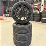 Peugeot 308 18; Velgen HAXER Glans Zwart + Vredestein Allseason banden