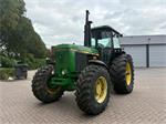 John Deere 4050
