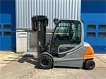VS-22896 Elektrische triplex heftruck Still RX60-40
