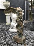 Prachtig beeld van Nikè, gemaakt van polystone