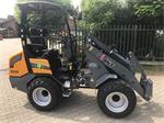 Giant G2200E