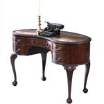 Niervormig bureau met fabelachtig mooi oud leer en 5 laden ca 1900 (No.230210)