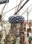 Vogelvoeder plek, voederbak in de vorm van een eikel, hele leuke tuin decoratie