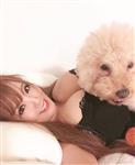 Hitomi, sexy en charmante vrouw