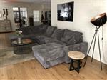 Prachtige forse nieuwe ribstoffen U-lounge hoekbank model, standaard in taupe kleur, in meerdere kle
