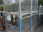 4 stapelbare metalen bakken met afneembare deur
