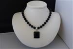 Gefacetteerde ONYX ketting/oorhanger-set