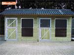 Houten buitenstal, buitenboxen, paardenboxen