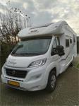 Boek nu een camper. Half integraal camper.