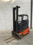 1998 Linde E20P elektrische heftruck met triplex mast, side-shift opknapper