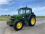 John Deere 6210