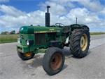 John Deere 830