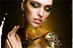 Glasschilderij Vrouw met Gouden make-up | 451