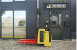 VS-20904 BJ2015 Elektrische stapelaar Hyster Initiele lift