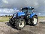 New Holland T7.210