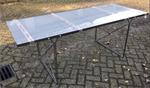 mooie glazen tafel met ijzer frame 