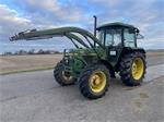 John Deere 2140