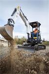 Bobcat E26 (Gratis hydraulische snelwissel en 2 bakken)