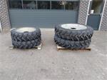 Set Wielen 340/85 R38  280/85 R28 Case Tractor