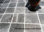 boerenplavuizen Vietnamese hardsteen Dark Rustic 20x20 cm