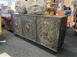 Dressoir Carving