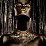 Glasschilderij vrouw met gouden make-up | Ter Halle | 085