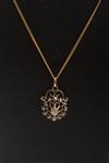 Antieke gouden hanger met diamanten aan gouden collier