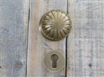 1 deurknop met veiligheidsslot en wapenschild, koperen knop met rozet is niet roteerbaar plus bevest