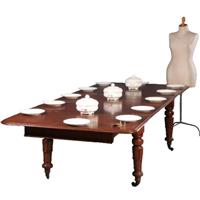 Lange tafel  Victoriaans pull out table ca. 1865 met authentieke inlegbladen in mooie oude kleur (No