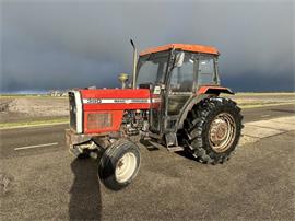 Massey Ferguson 390