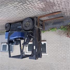 DAEWOO G25E Lpg heftruck TRIPLO SHIFT 2,5 ton