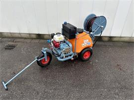 Empas Montana spuitwagen 120 Liter met benzinemotor en verenhaspel