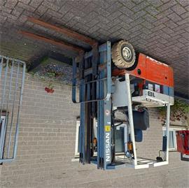 NISSAN N01L-18U elektrische heftruck TRIPLO 4,7m
