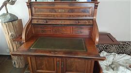 Secretaire