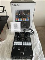 Pioneer DJ XDJ-RX3, Pioneer XDJ XZ