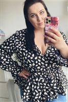 Hoe wil je deze stevige vrouw verwennen?