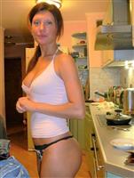 Jonge milf zoekt lekker contact