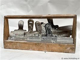 Online Veiling: Stucadoorstroffel diverse